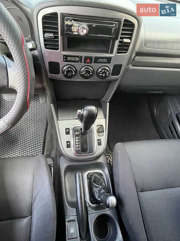 Внедорожник / Кроссовер Suzuki Grand Vitara 2003 в Балте