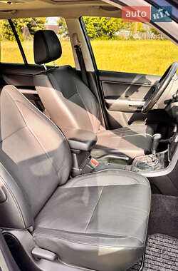 Позашляховик / Кросовер Suzuki Grand Vitara 2008 в 