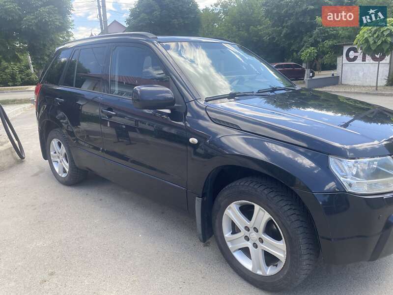 Внедорожник / Кроссовер Suzuki Grand Vitara 2006 в Новоднестровске