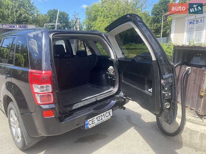 Внедорожник / Кроссовер Suzuki Grand Vitara 2006 в Новоднестровске