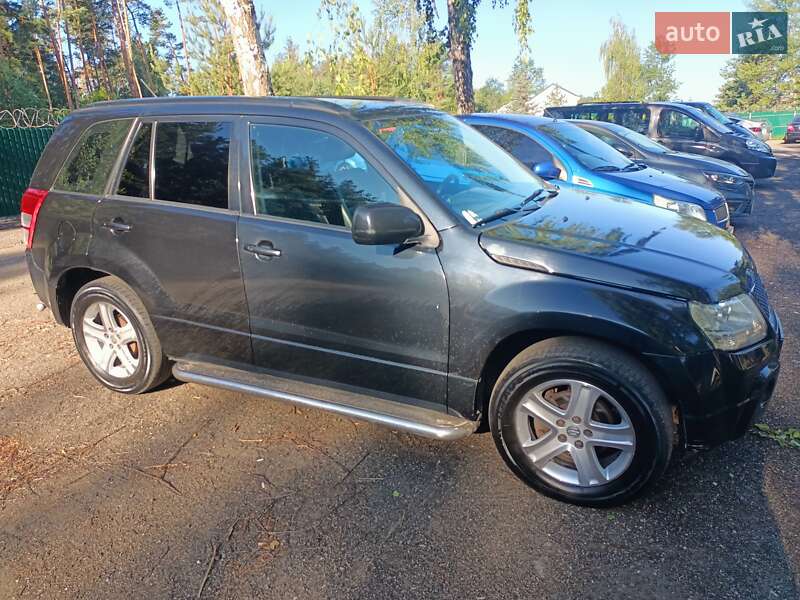 Внедорожник / Кроссовер Suzuki Grand Vitara 2006 в Киеве