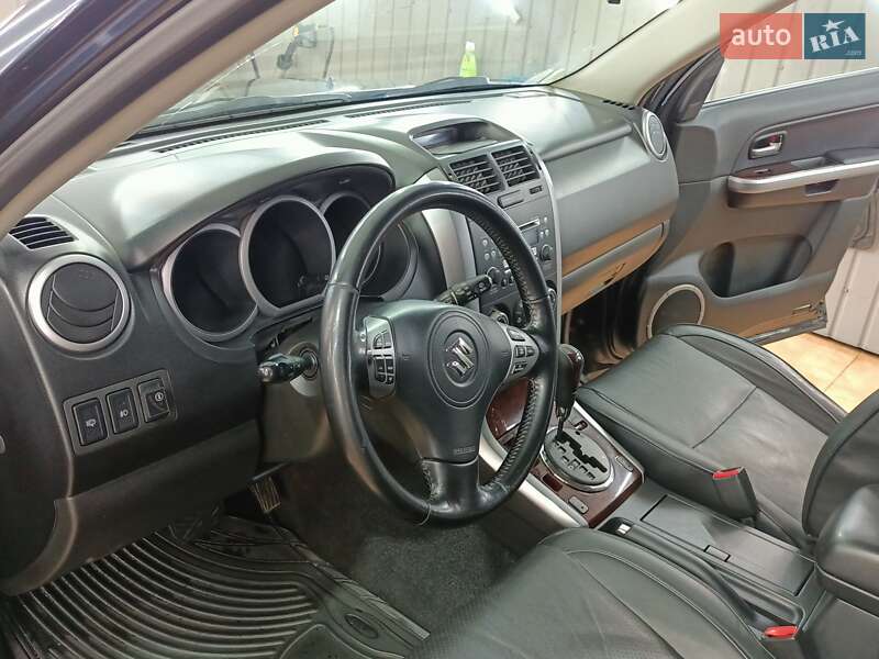 Внедорожник / Кроссовер Suzuki Grand Vitara 2006 в Киеве