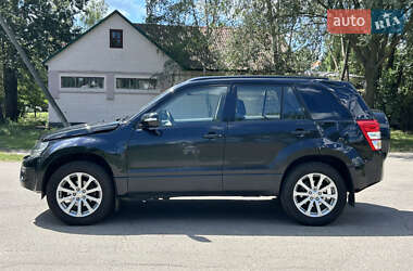 Внедорожник / Кроссовер Suzuki Grand Vitara 2013 в 
