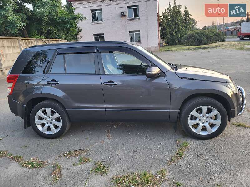 Внедорожник / Кроссовер Suzuki Grand Vitara 2009 в Киеве фото 6 Внедорожник / Кроссовер Suzuki Grand Vitara 2009 в Киеве