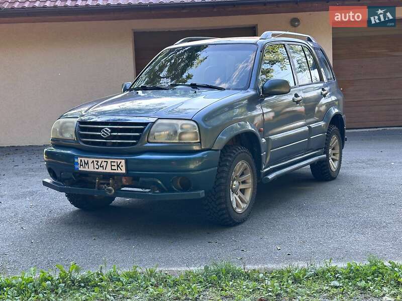 Внедорожник / Кроссовер Suzuki Grand Vitara 2004 в Городнице