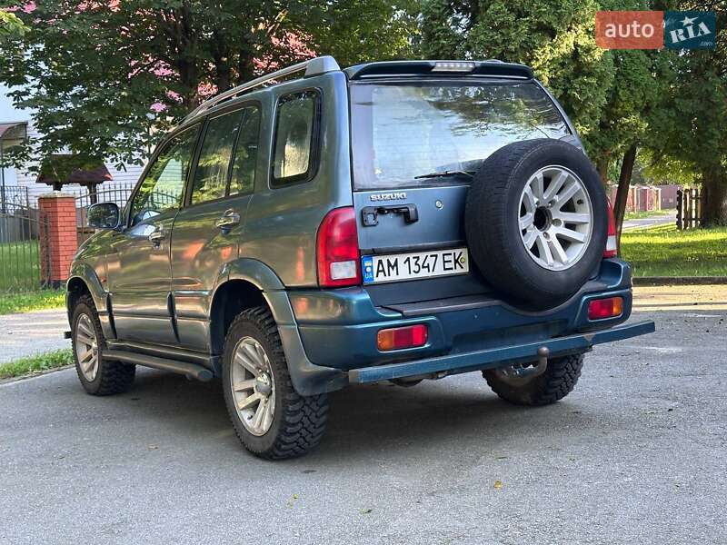 Внедорожник / Кроссовер Suzuki Grand Vitara 2004 в Городнице