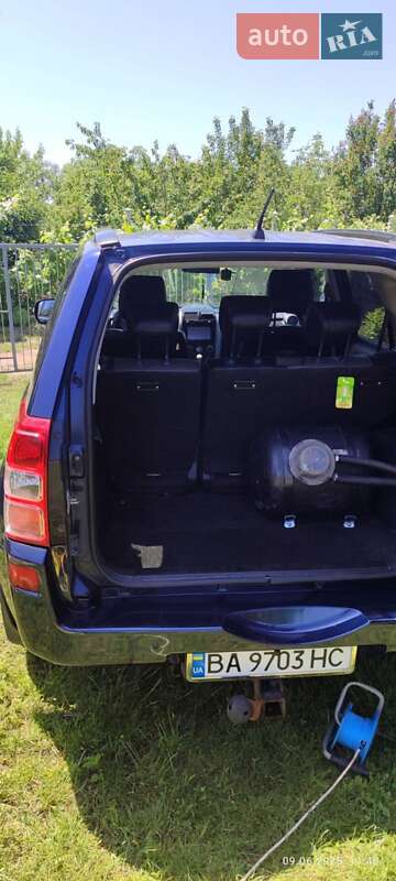 Позашляховик / Кросовер Suzuki Grand Vitara 2008 в Світловодську