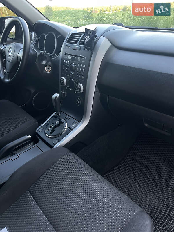 Внедорожник / Кроссовер Suzuki Grand Vitara 2008 в Ирпене