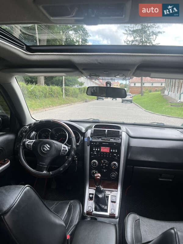 Внедорожник / Кроссовер Suzuki Grand Vitara 2006 в Львове фото 12 Внедорожник / Кроссовер Suzuki Grand Vitara 2006 в Львове