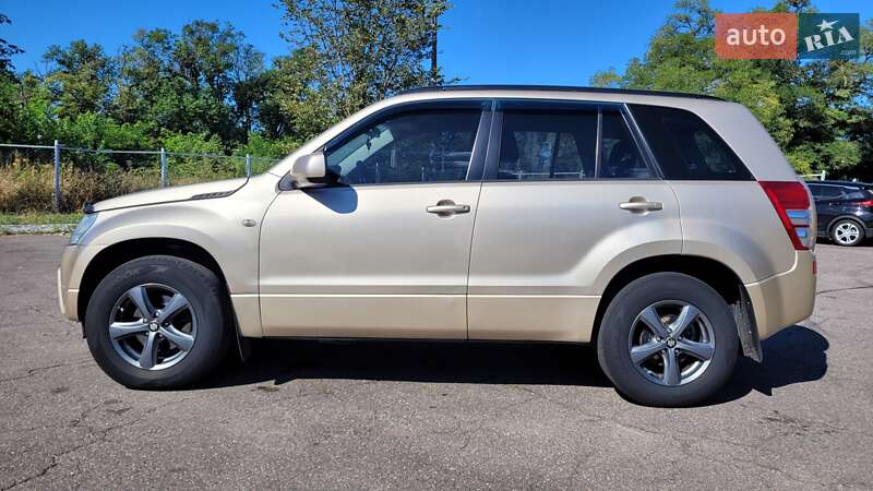 Внедорожник / Кроссовер Suzuki Grand Vitara 2006 в Черкассах