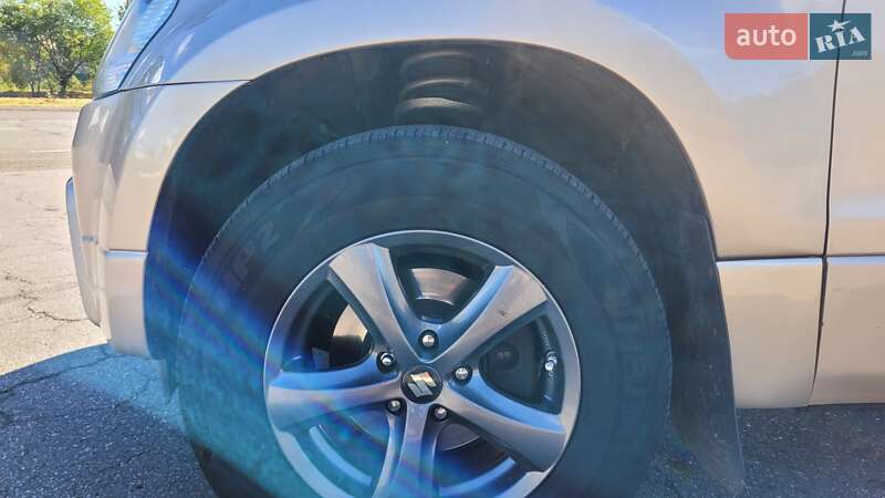 Внедорожник / Кроссовер Suzuki Grand Vitara 2006 в Черкассах