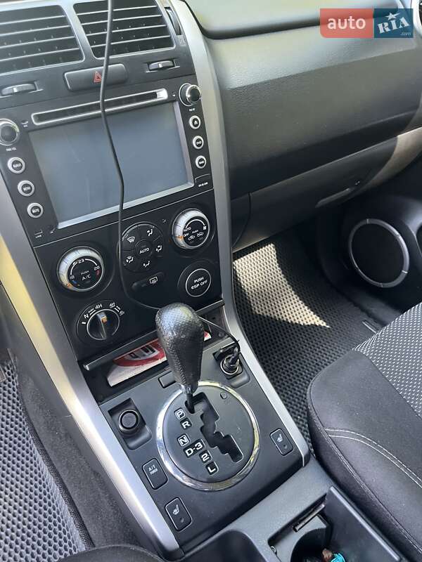 Внедорожник / Кроссовер Suzuki Grand Vitara 2007 в Мене