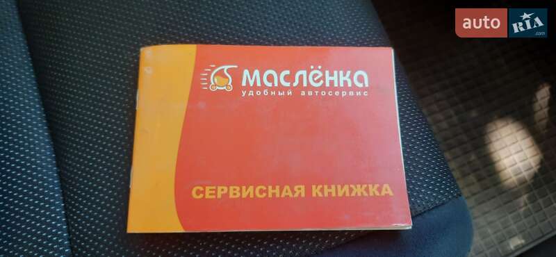 Позашляховик / Кросовер Suzuki Grand Vitara 2004 в Стрию