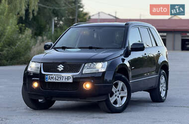 Внедорожник / Кроссовер Suzuki Grand Vitara 2005 в Звягеле