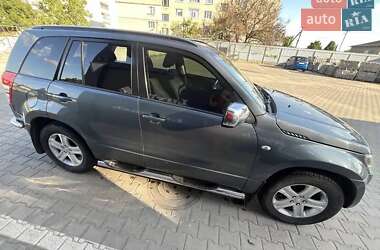 Позашляховик / Кросовер Suzuki Grand Vitara 2006 в Новому Бузі