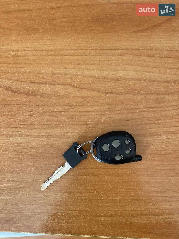 Внедорожник / Кроссовер Suzuki Grand Vitara 2008 в Полтаве фото 16 Внедорожник / Кроссовер Suzuki Grand Vitara 2008 в Полтаве