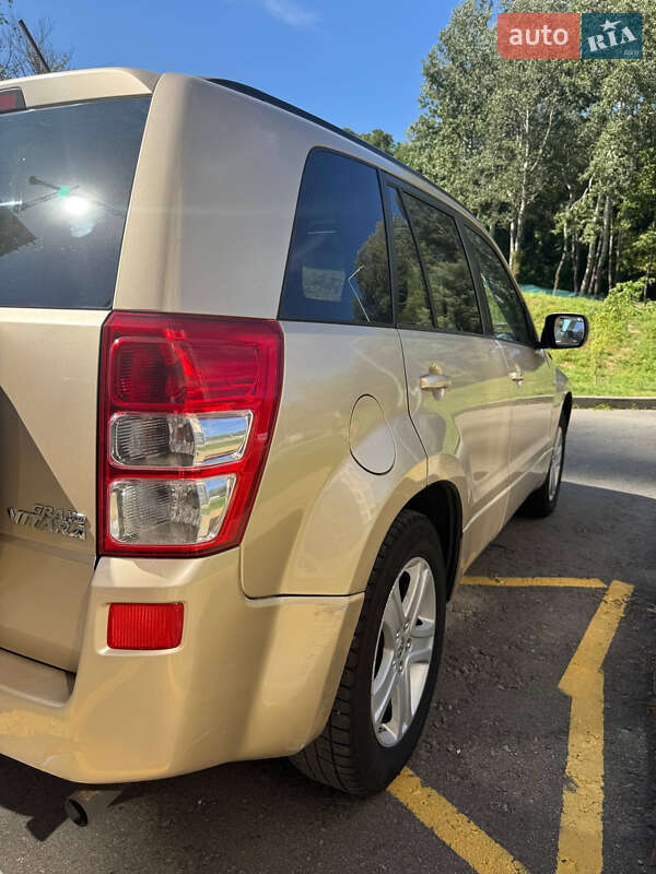 Позашляховик / Кросовер Suzuki Grand Vitara 2007 в Києві