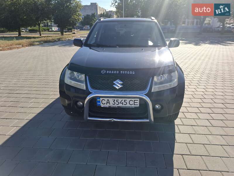 Позашляховик / Кросовер Suzuki Grand Vitara 2006 в Черкасах