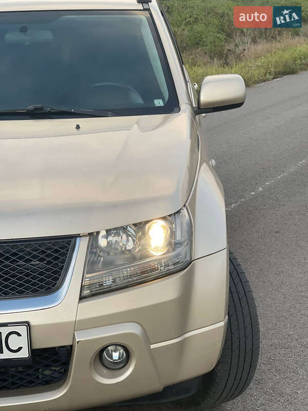 Позашляховик / Кросовер Suzuki Grand Vitara 2006 в Решетилівці