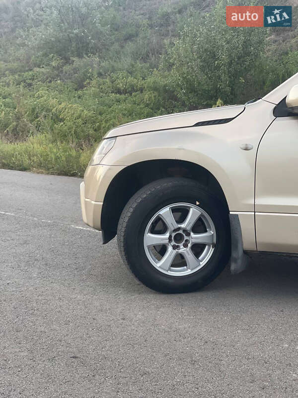 Позашляховик / Кросовер Suzuki Grand Vitara 2006 в Решетилівці