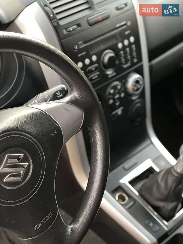 Позашляховик / Кросовер Suzuki Grand Vitara 2006 в Решетилівці