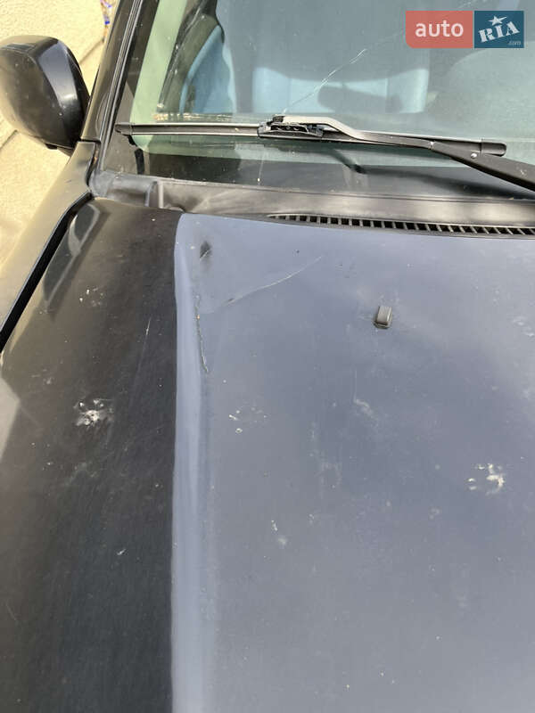 Седан Suzuki Grand Vitara 2004 в Козове