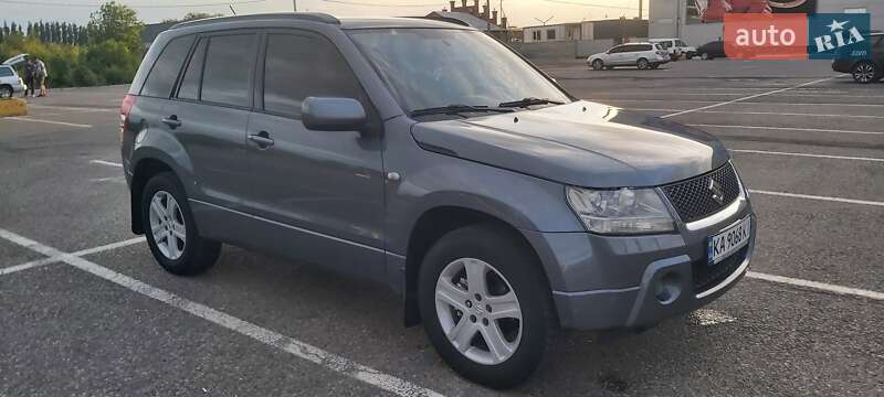 Внедорожник / Кроссовер Suzuki Grand Vitara 2006 в Черновцах