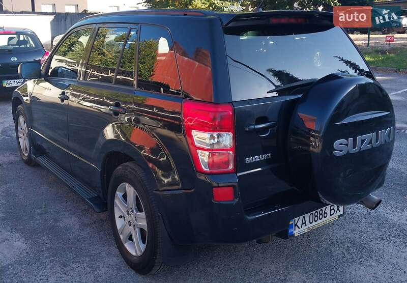 Внедорожник / Кроссовер Suzuki Grand Vitara 2006 в Киеве