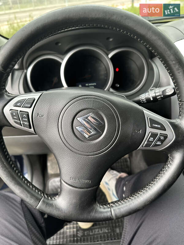 Внедорожник / Кроссовер Suzuki Grand Vitara 2008 в Вараше