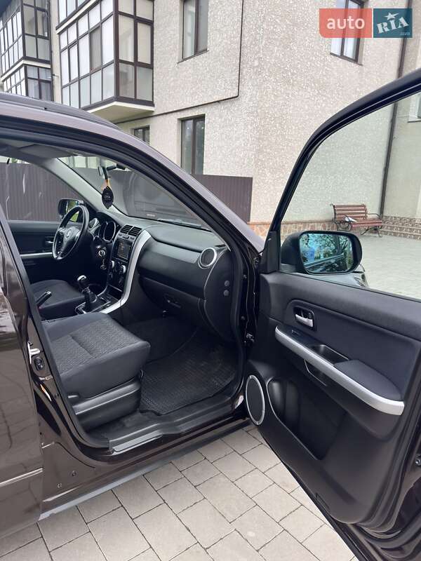 Внедорожник / Кроссовер Suzuki Grand Vitara 2013 в Бучаче
