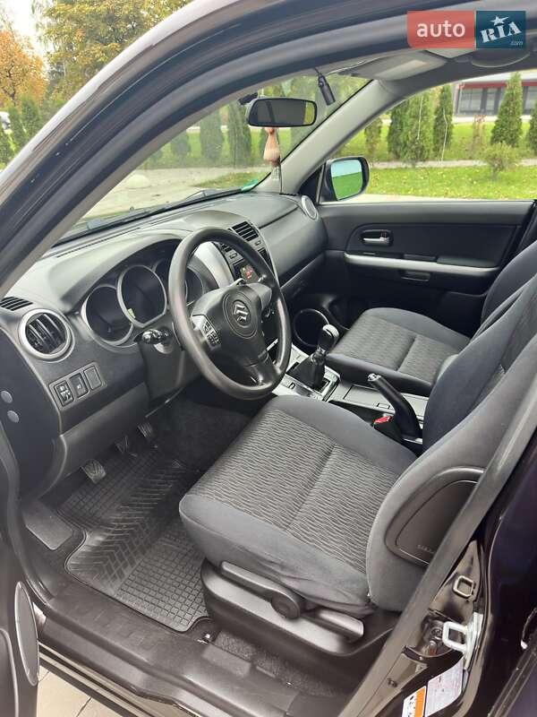 Внедорожник / Кроссовер Suzuki Grand Vitara 2013 в Бучаче