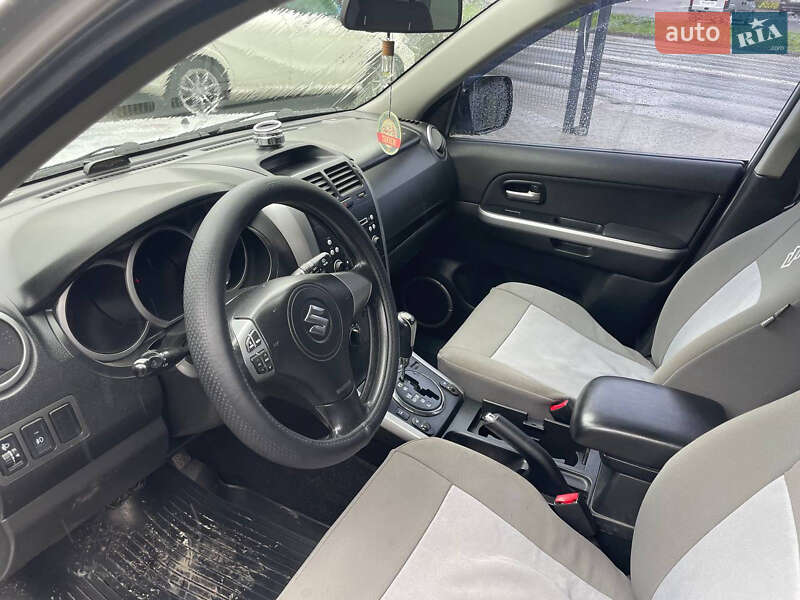 Внедорожник / Кроссовер Suzuki Grand Vitara 2006 в Черновцах