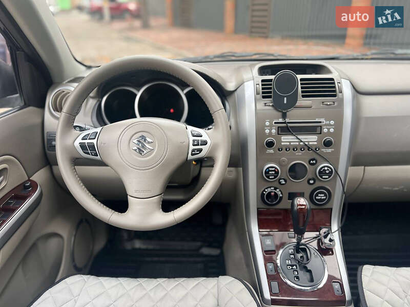Внедорожник / Кроссовер Suzuki Grand Vitara 2008 в Киеве