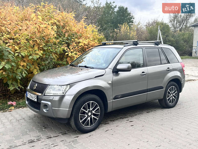 Позашляховик / Кросовер Suzuki Grand Vitara 2006 в Коломиї
