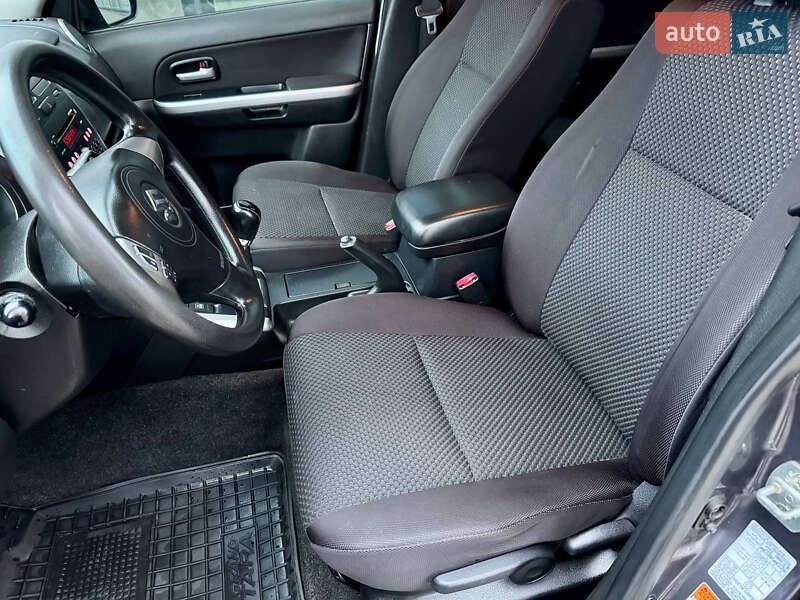 Внедорожник / Кроссовер Suzuki Grand Vitara 2010 в Харькове фото 13 Внедорожник / Кроссовер Suzuki Grand Vitara 2010 в Харькове
