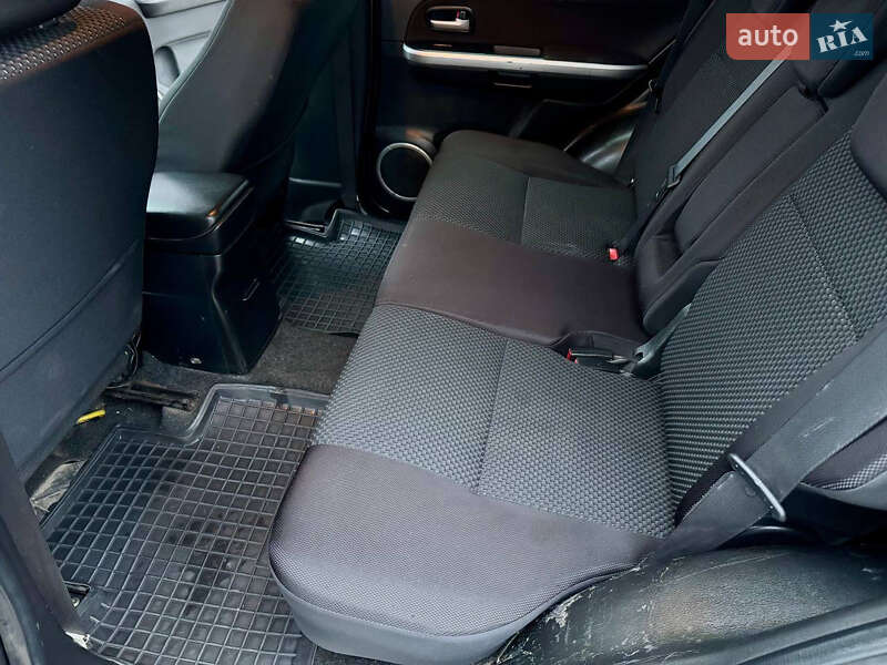 Внедорожник / Кроссовер Suzuki Grand Vitara 2010 в Харькове фото 18 Внедорожник / Кроссовер Suzuki Grand Vitara 2010 в Харькове
