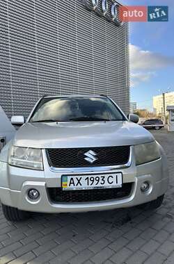 Внедорожник / Кроссовер Suzuki Grand Vitara 2005 в 