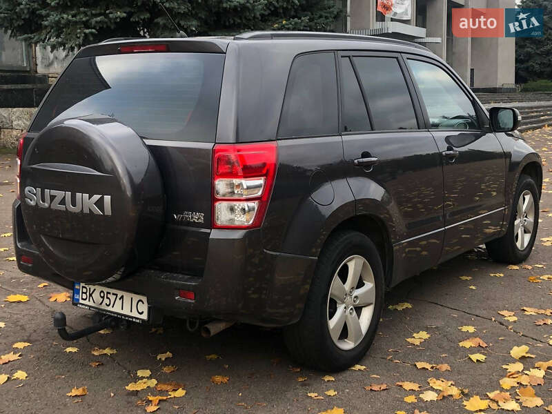 Позашляховик / Кросовер Suzuki Grand Vitara 2011 в Рівному