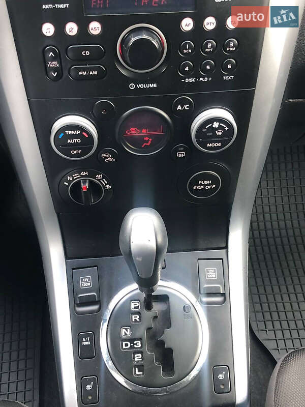 Позашляховик / Кросовер Suzuki Grand Vitara 2011 в Рівному