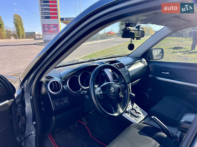 Внедорожник / Кроссовер Suzuki Grand Vitara 2006 в Павлограде фото 8 Внедорожник / Кроссовер Suzuki Grand Vitara 2006 в Павлограде