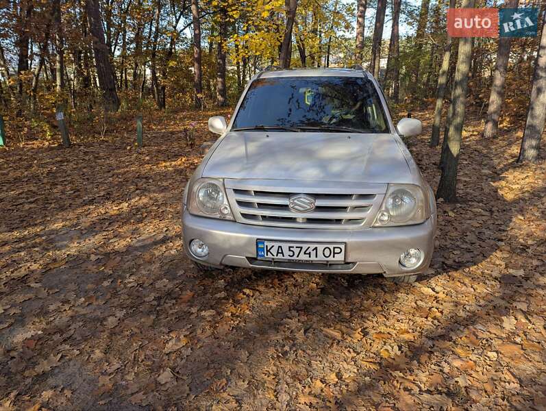 Внедорожник / Кроссовер Suzuki Grand Vitara 2004 в Буче
