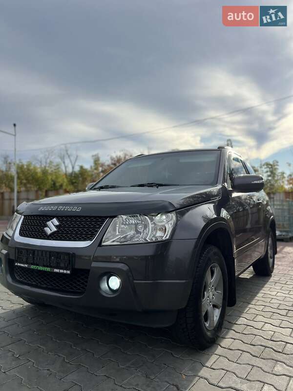 Внедорожник / Кроссовер Suzuki Grand Vitara 2009 в Виннице