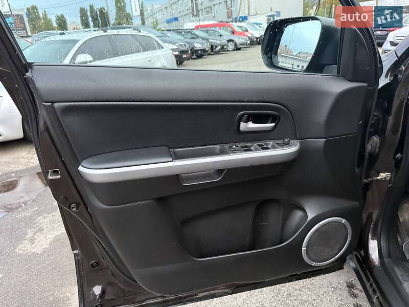 Внедорожник / Кроссовер Suzuki Grand Vitara 2016 в Киеве