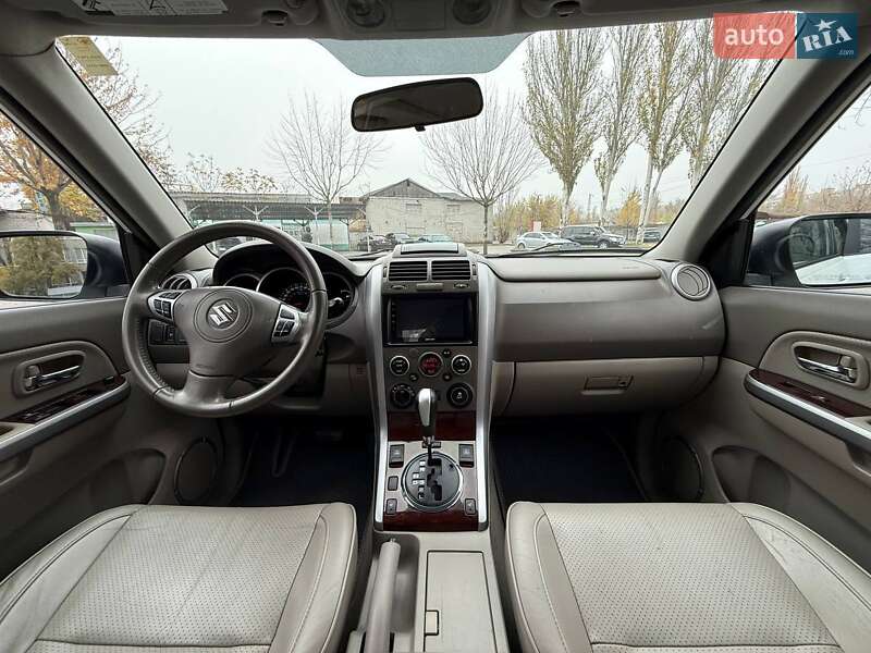 Позашляховик / Кросовер Suzuki Grand Vitara 2012 в Дніпрі
