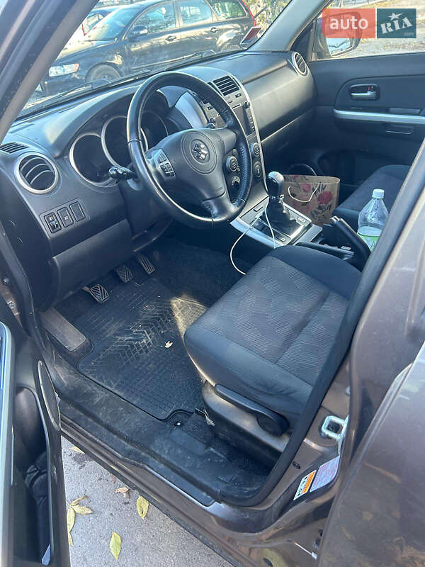 Внедорожник / Кроссовер Suzuki Grand Vitara 2016 в Львове фото 4 Внедорожник / Кроссовер Suzuki Grand Vitara 2016 в Львове