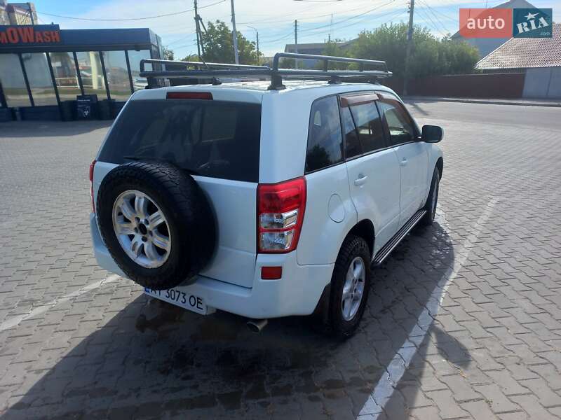 Внедорожник / Кроссовер Suzuki Grand Vitara 2012 в Василькове