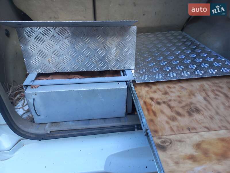 Внедорожник / Кроссовер Suzuki Grand Vitara 2012 в Василькове