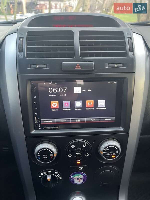 Внедорожник / Кроссовер Suzuki Grand Vitara 2006 в Киеве