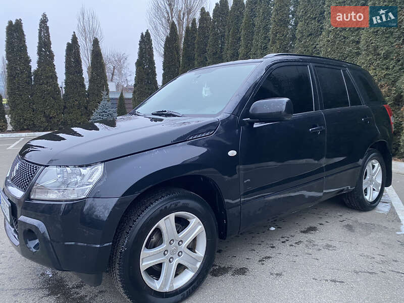 Внедорожник / Кроссовер Suzuki Grand Vitara 2008 в Киеве