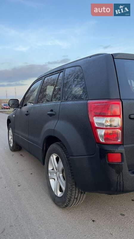 Внедорожник / Кроссовер Suzuki Grand Vitara 2007 в Ровно